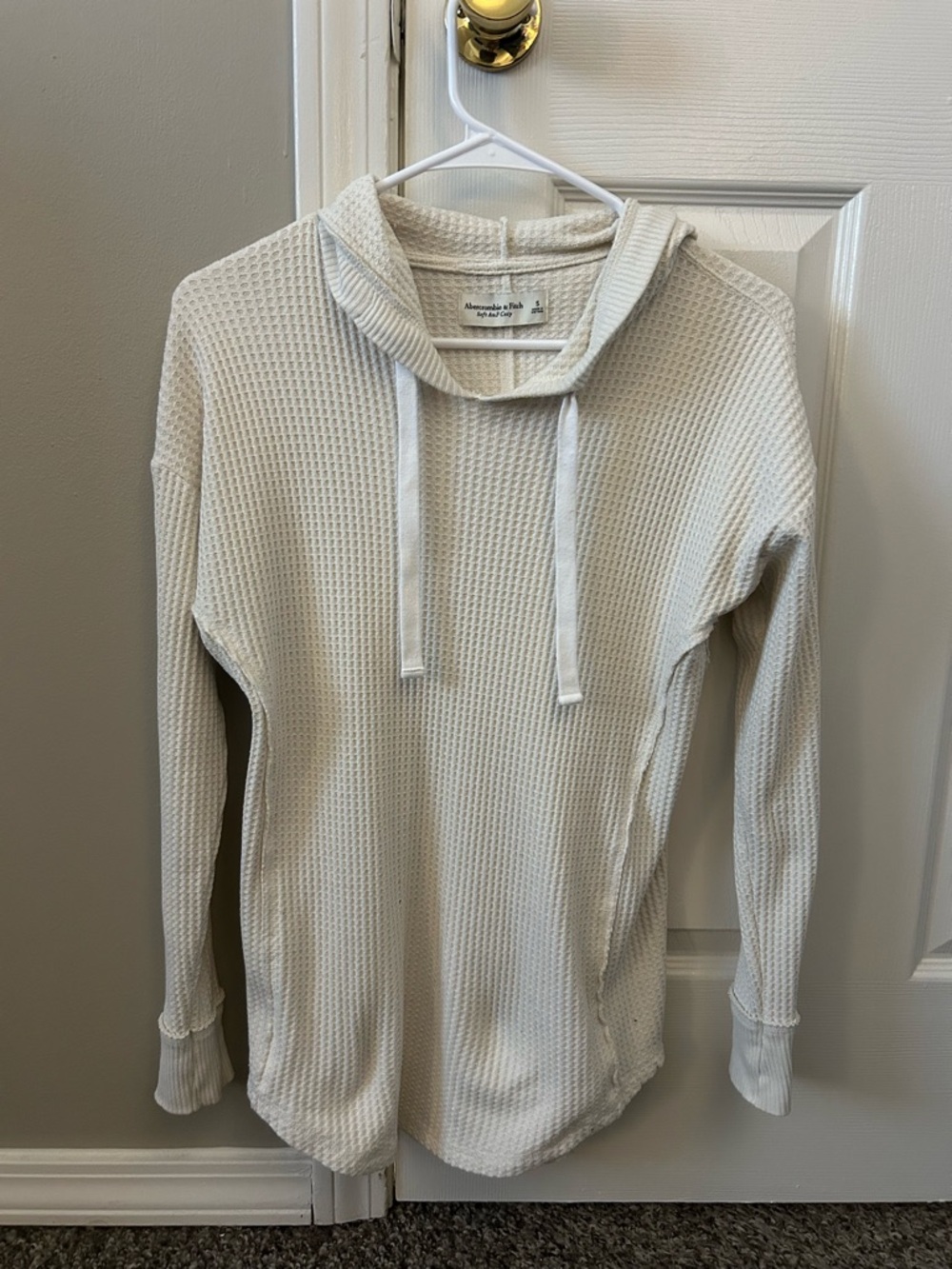 Abercrombie & Fitch Off-White Waffle Knit Hoodie - Size Small